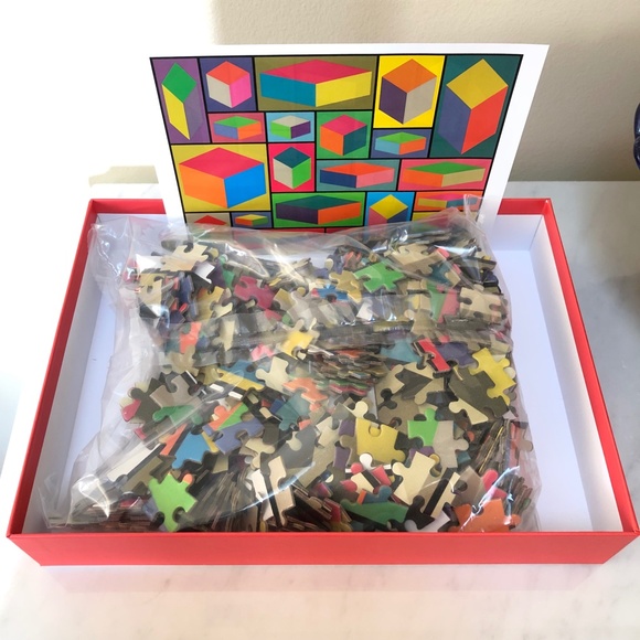Galison MoMA Sol Lewitt 500 Piece Double Sided Puzzle Distorted Cubes - Picture 7 of 7